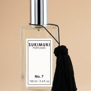 Sukimuki No. 7 Oud Sandalo Cedro